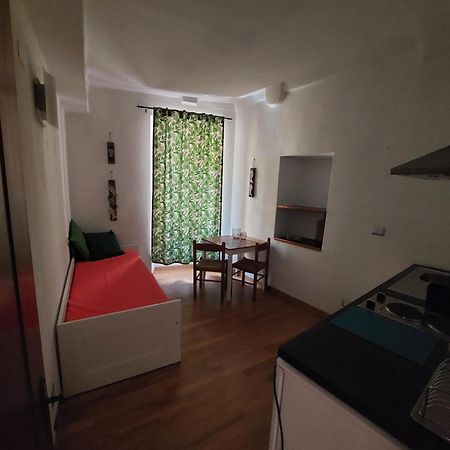 Mariasole Rooms Вернацца Екстер'єр фото