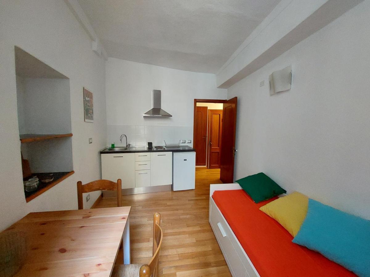 Mariasole Rooms Вернацца Екстер'єр фото