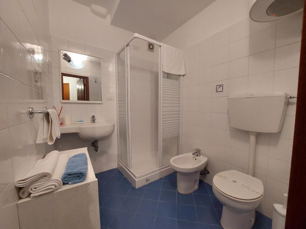 Mariasole Rooms Вернацца Екстер'єр фото